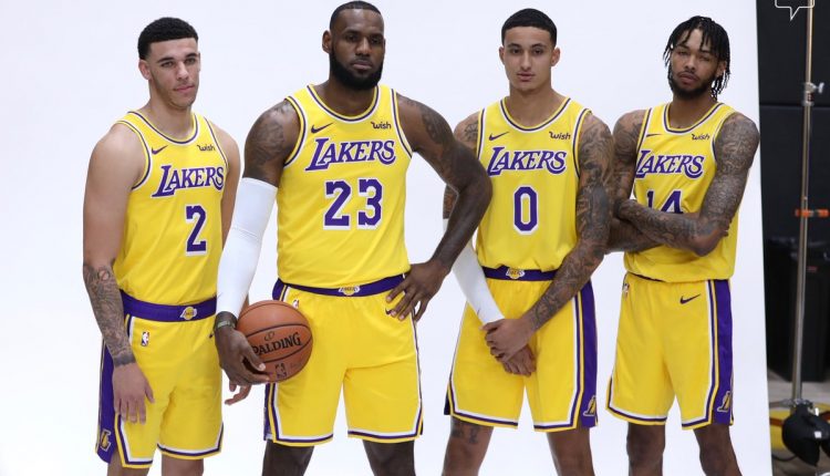 Ball, James, Kuzma e Ingram.