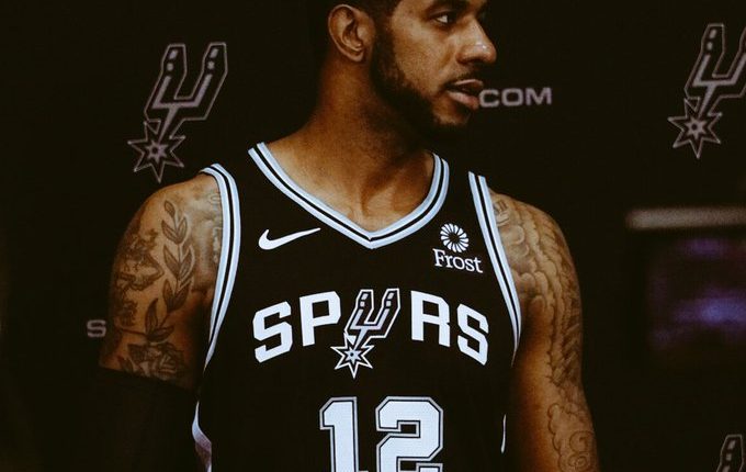 Lamarcus Aldridge. (Spurs)